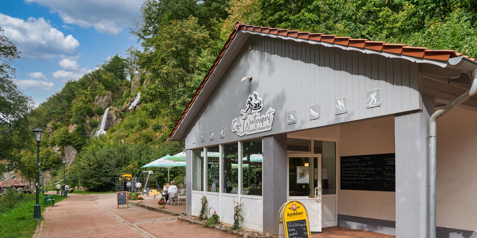 Cafe Wintersport am Trusetaler Wasserfall